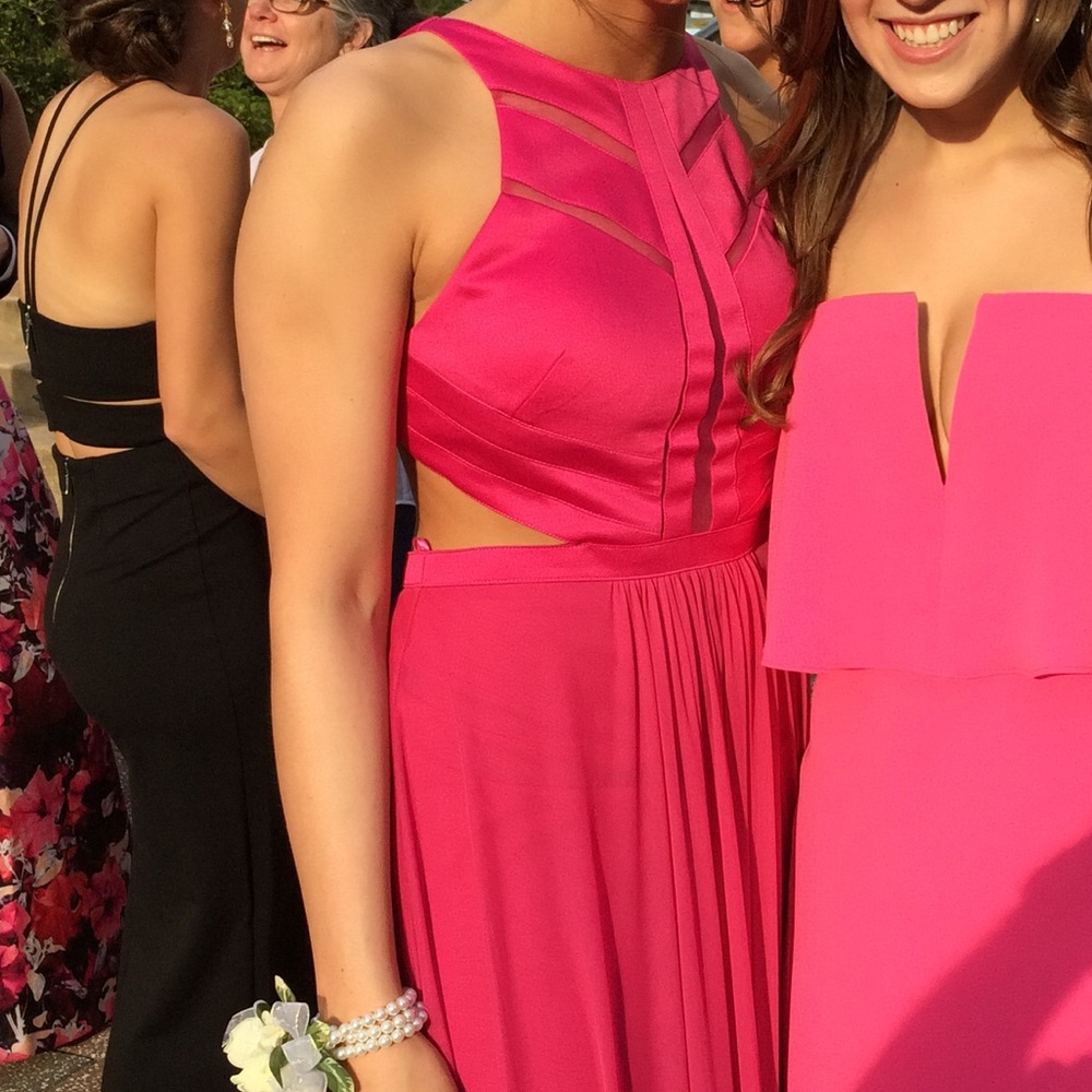 Pink Backless Mesh Design Prom Dress - Picture 2 of 7